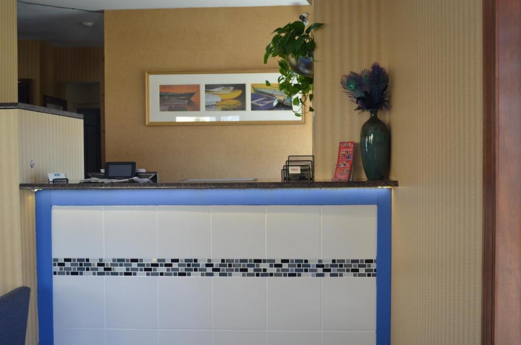 Hyannis Host Inn Exterior photo
