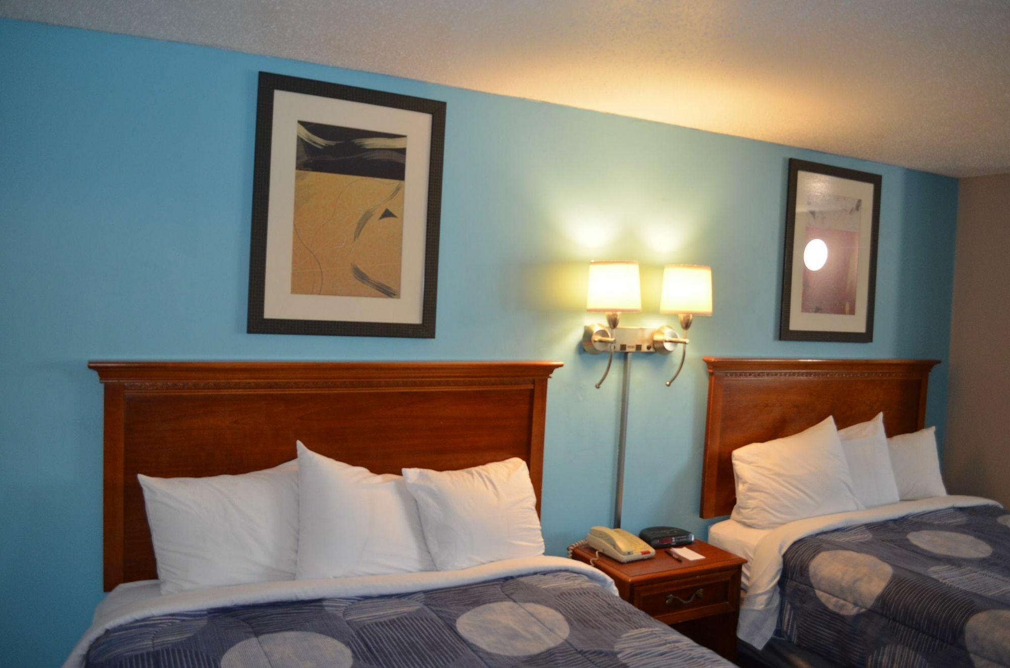 Hyannis Host Inn Exterior photo